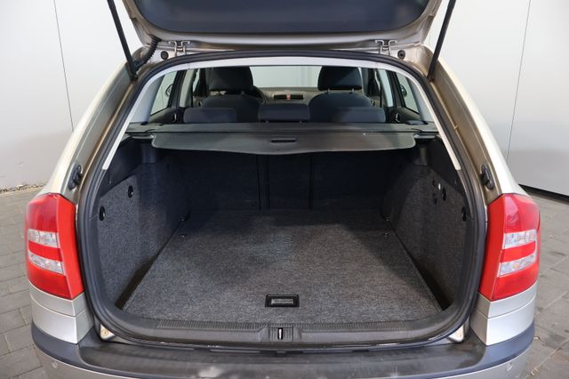 Skoda Octavia 1.6 FSI Ambiente KLIMA+PDC+ALU