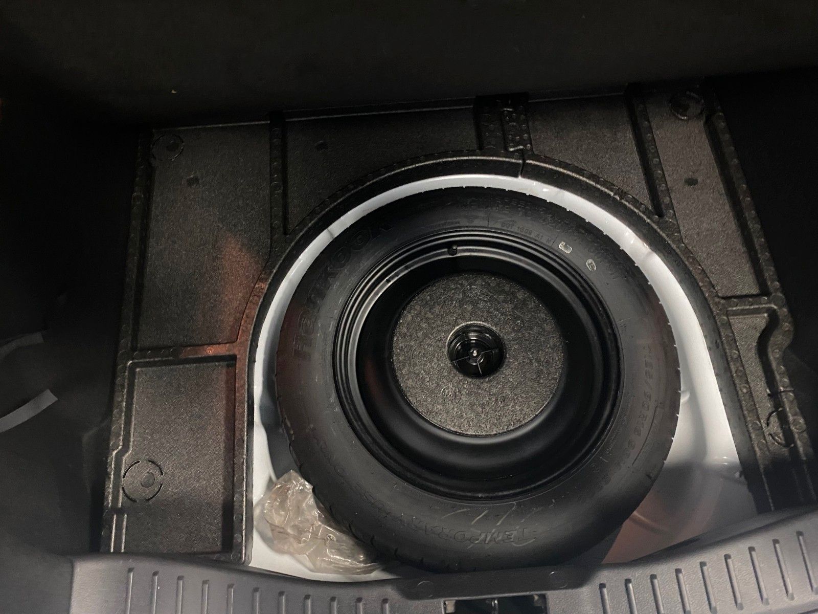 Fahrzeugabbildung Ford Focus 1.0 EcoBoost Titanium+NAVI+TELEFON+ALU+BC+