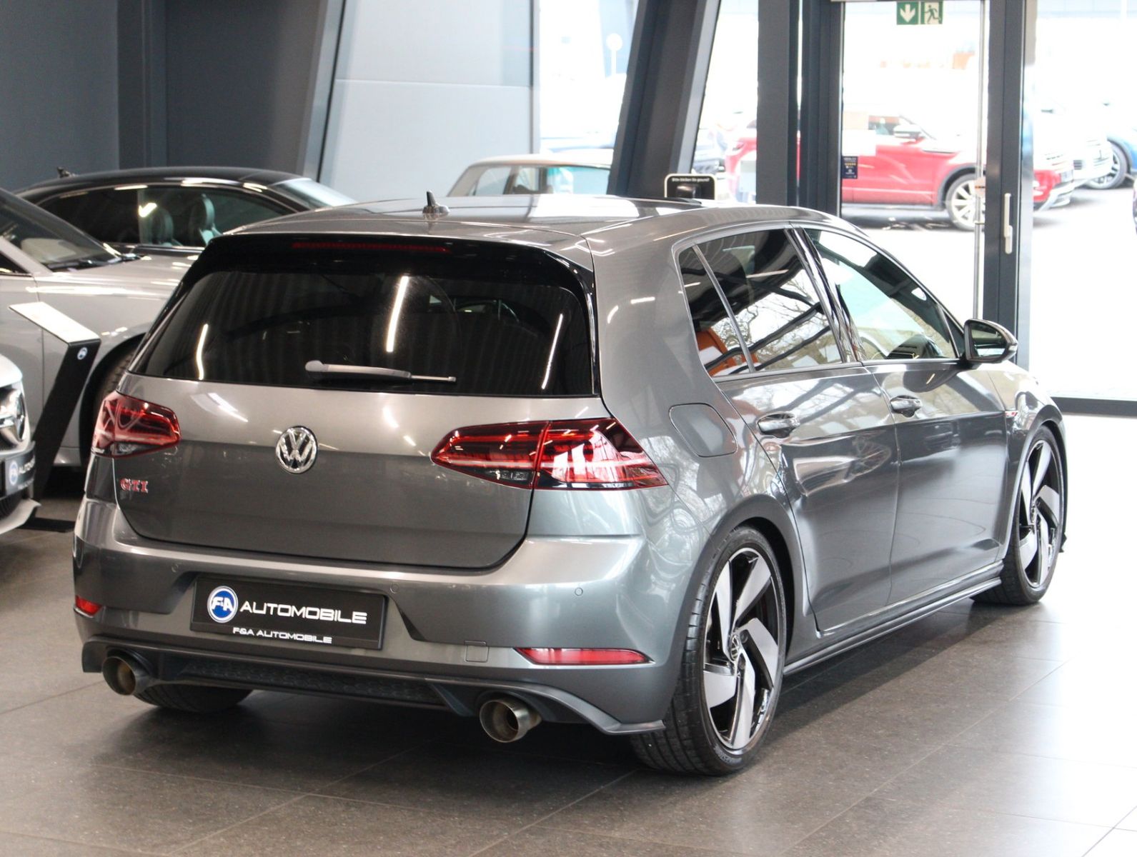 Fahrzeugabbildung Volkswagen Golf VII GTI Performance 1. Hand*Standhzg*JP Per