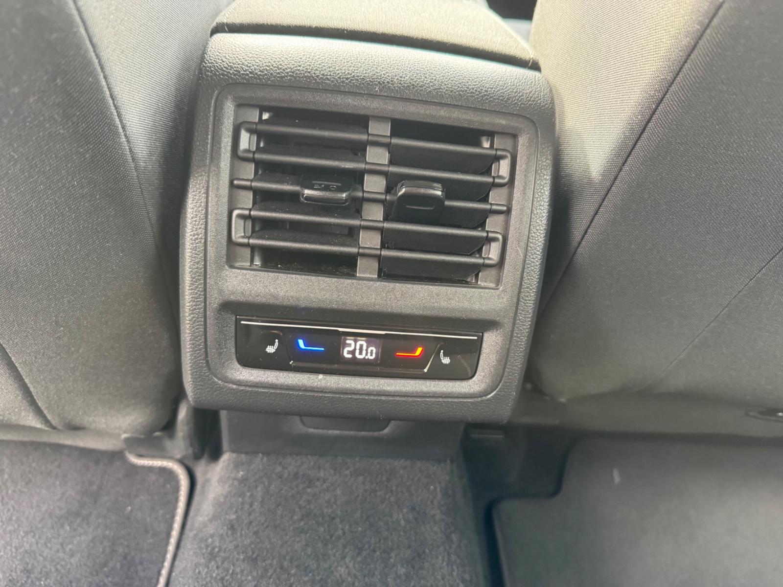 Volkswagen Golf VIII Variant Style*LED*Massage*Standheiz*, миниатюра 22