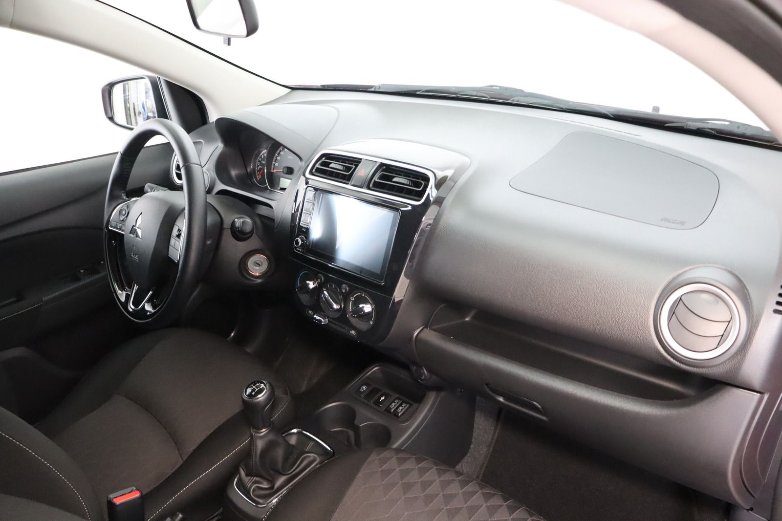 Fahrzeugabbildung Mitsubishi Space Star 1.2i Top * 1. Hand *
