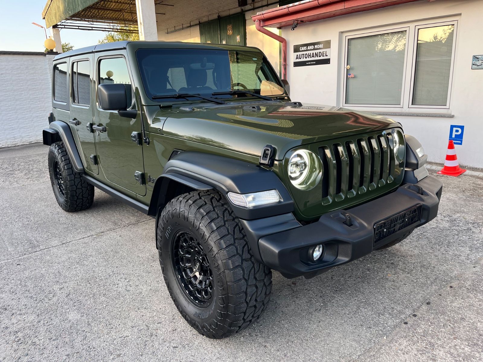Jeep Wrangler - 1