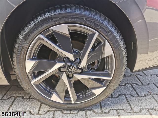 Fahrzeugabbildung Peugeot 308 1.5 BlueHDi 130, SW Allure Pack