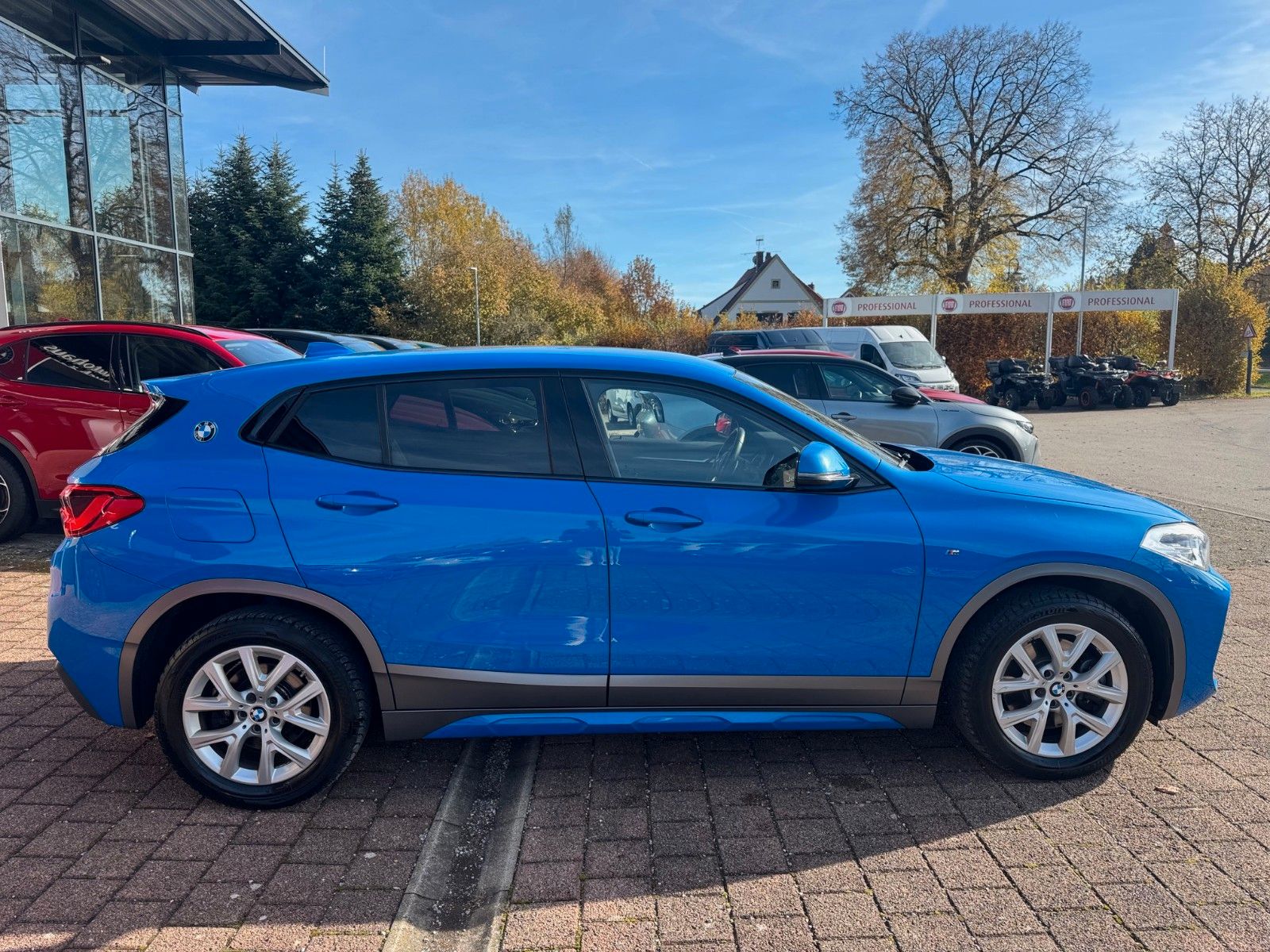 Fahrzeugabbildung BMW X2 xDrive20i M Sport X Steptronic M Paket Kamera