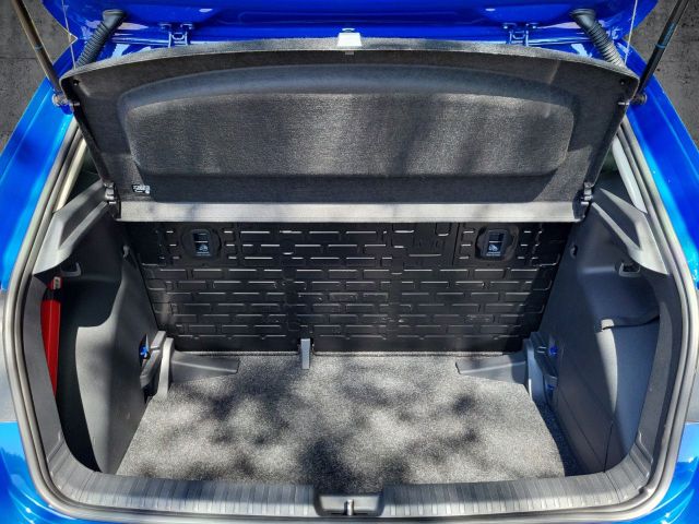 Fabia 1.0 MPI Essence ParkPilot