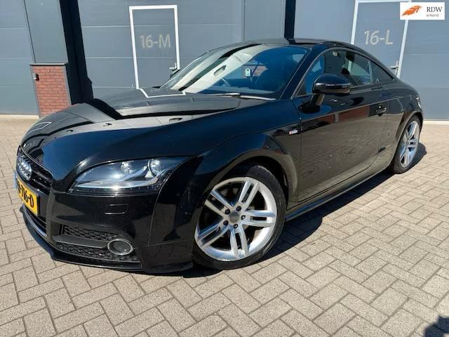 Audi TT Coupe 1.8 TFSI (rechtslenker) 2x S line