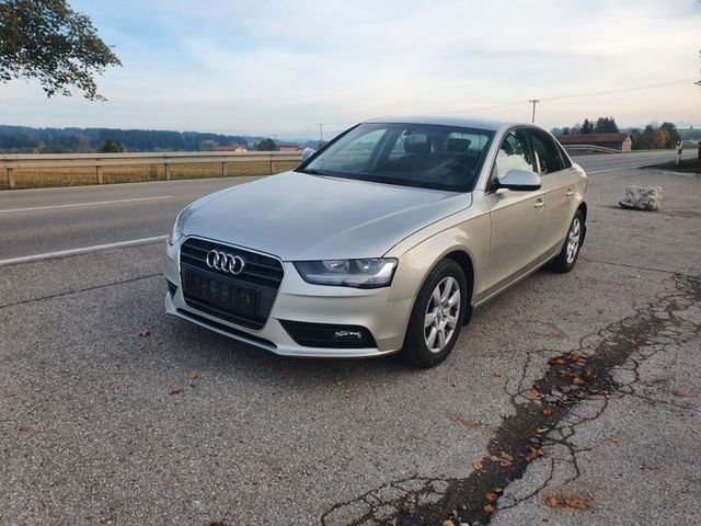 Audi A4 1.8 TFSI   Kundenservice und Tüv Neu