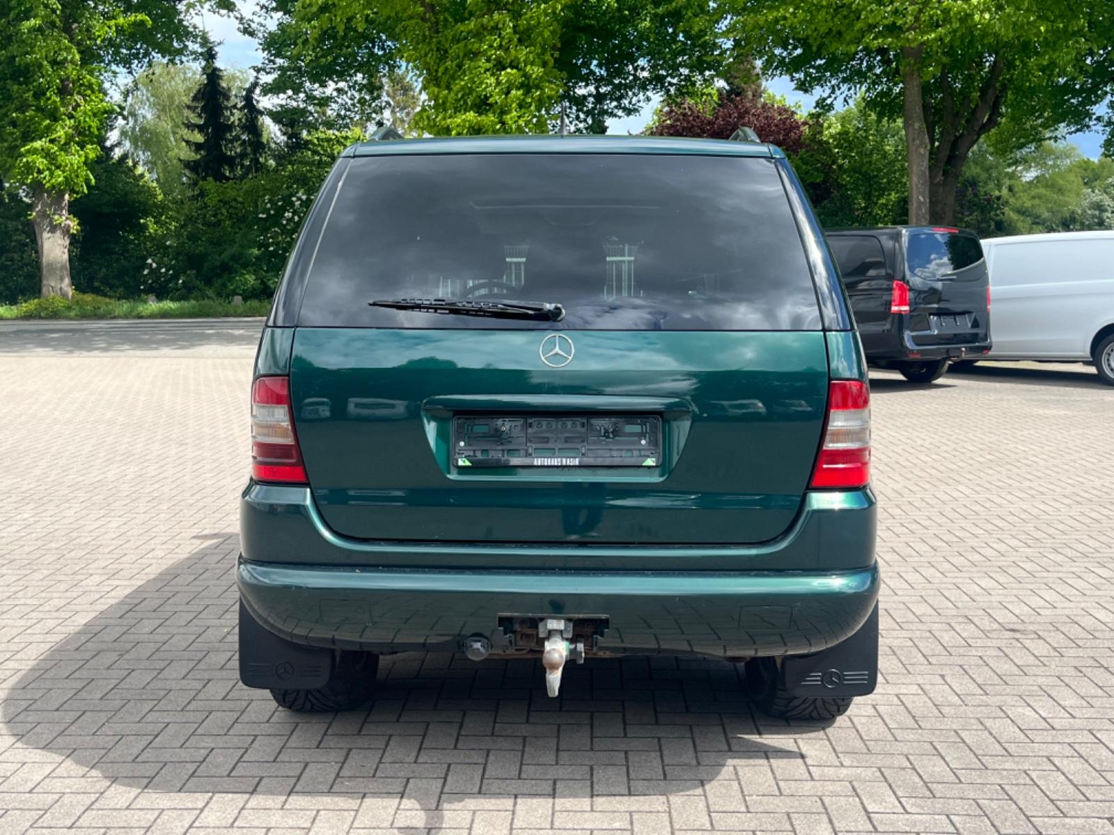Mercedes-Benz ML 320 3.2 /AHK/KLIMA/SITZH/TEMPO
