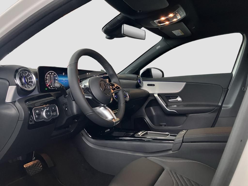 Fahrzeugabbildung Mercedes-Benz A 180 Progressive*Night*LED*Distronic*ParkP*360°