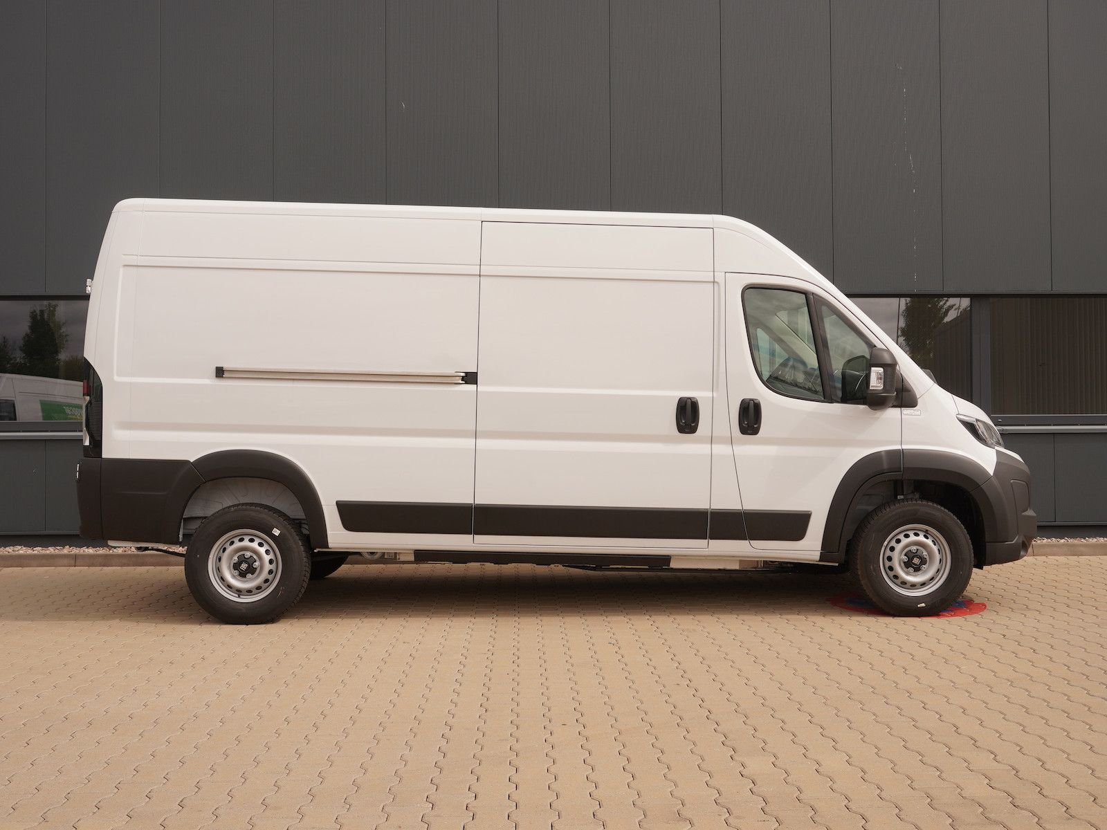 Fiat E-Ducato 40 L3H2 110 kW/h +10Zoll-Navi +Allwett. imagem 3
