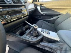 Fahrzeugabbildung BMW 218 i Advantage BI- XENON NAVI PDC GRA