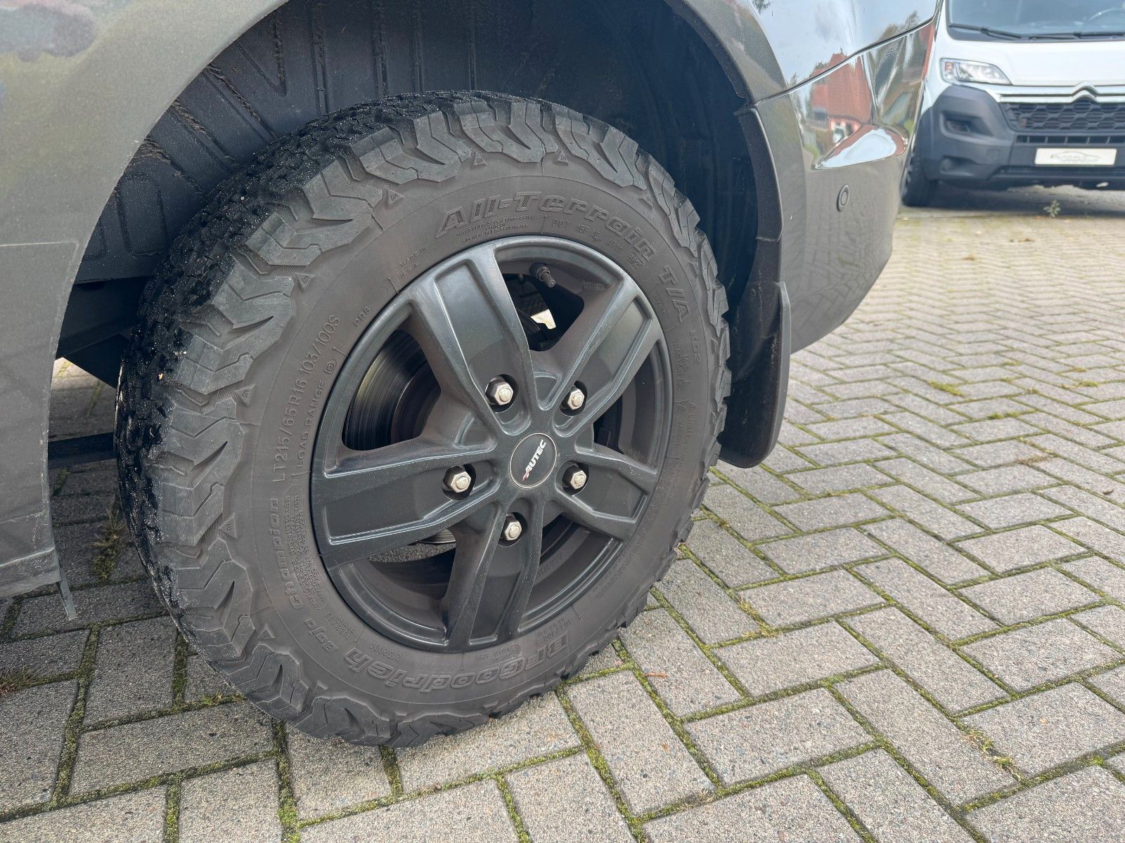 Fahrzeugbild 9