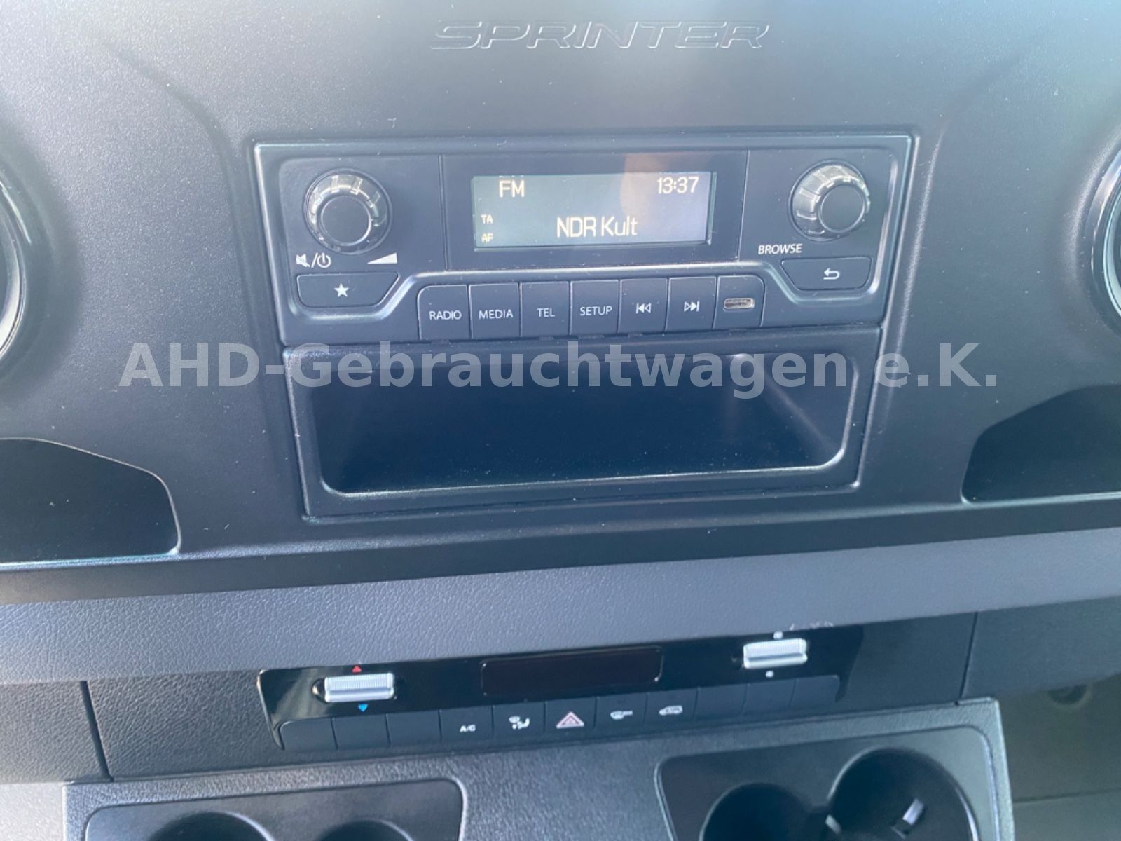 Fahrzeugabbildung Mercedes-Benz eSprinter III Kasten FWD eSprinter