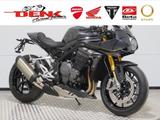 Triumph Speed Triple 1200 RR Bond 007  - TRIUMPH RR TRIPLE 1200 SPEED