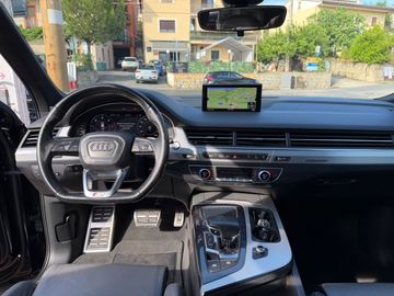 Audi Q7 - 8