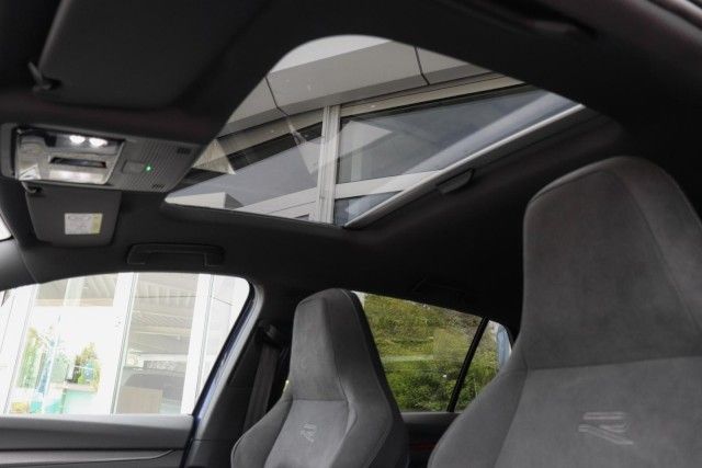 Volkswagen Golf R-Line 1,5 l eTSI OPF 110 kW (150 PS) DSG foto 4