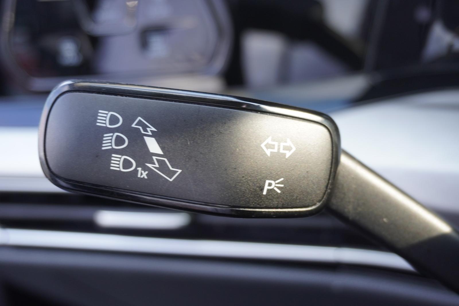 Volkswagen Golf VIII Variant 2.0 TDI LED Navi ACC DAB PDC, миниатюра 18