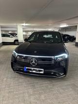 Mercedes-Benz EQA 250 - AMG Line kosmosschwarz metallic
