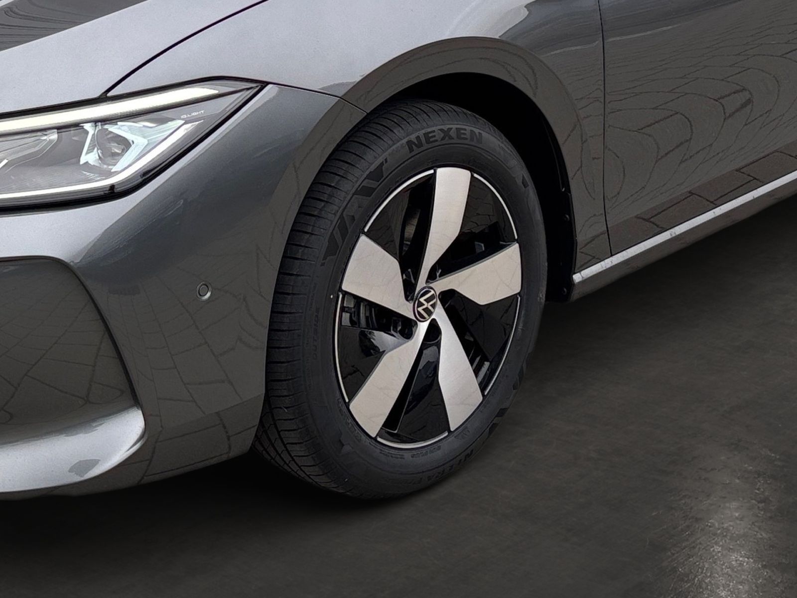 Volkswagen Passat - Bild 6