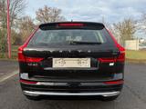 Volvo XC 60 Core Recharge Plug-In Hybrid AWD//Pano/Led - Volvo XC60: Recharge Core