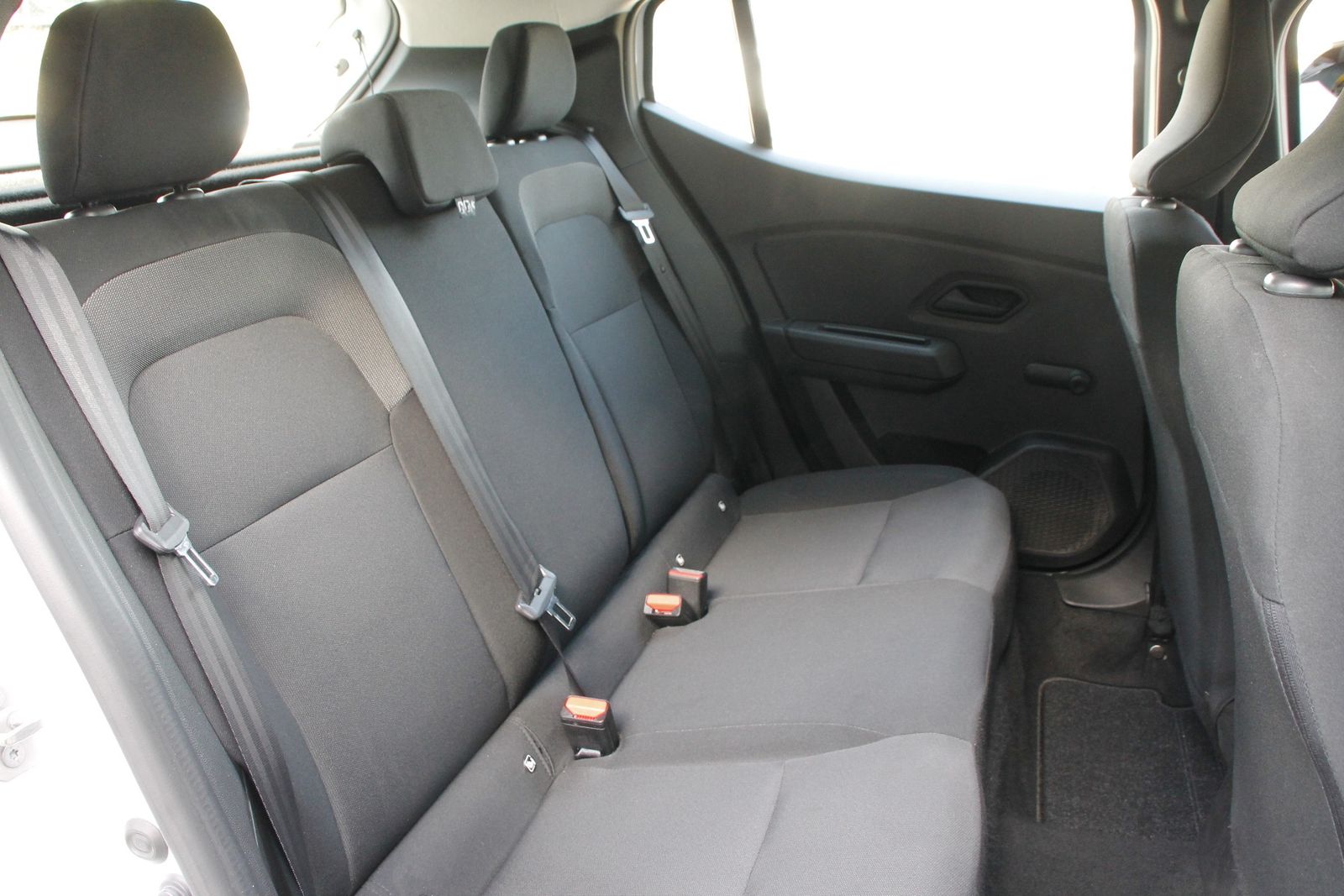 Fahrzeugabbildung Dacia Sandero Essential TCe 90