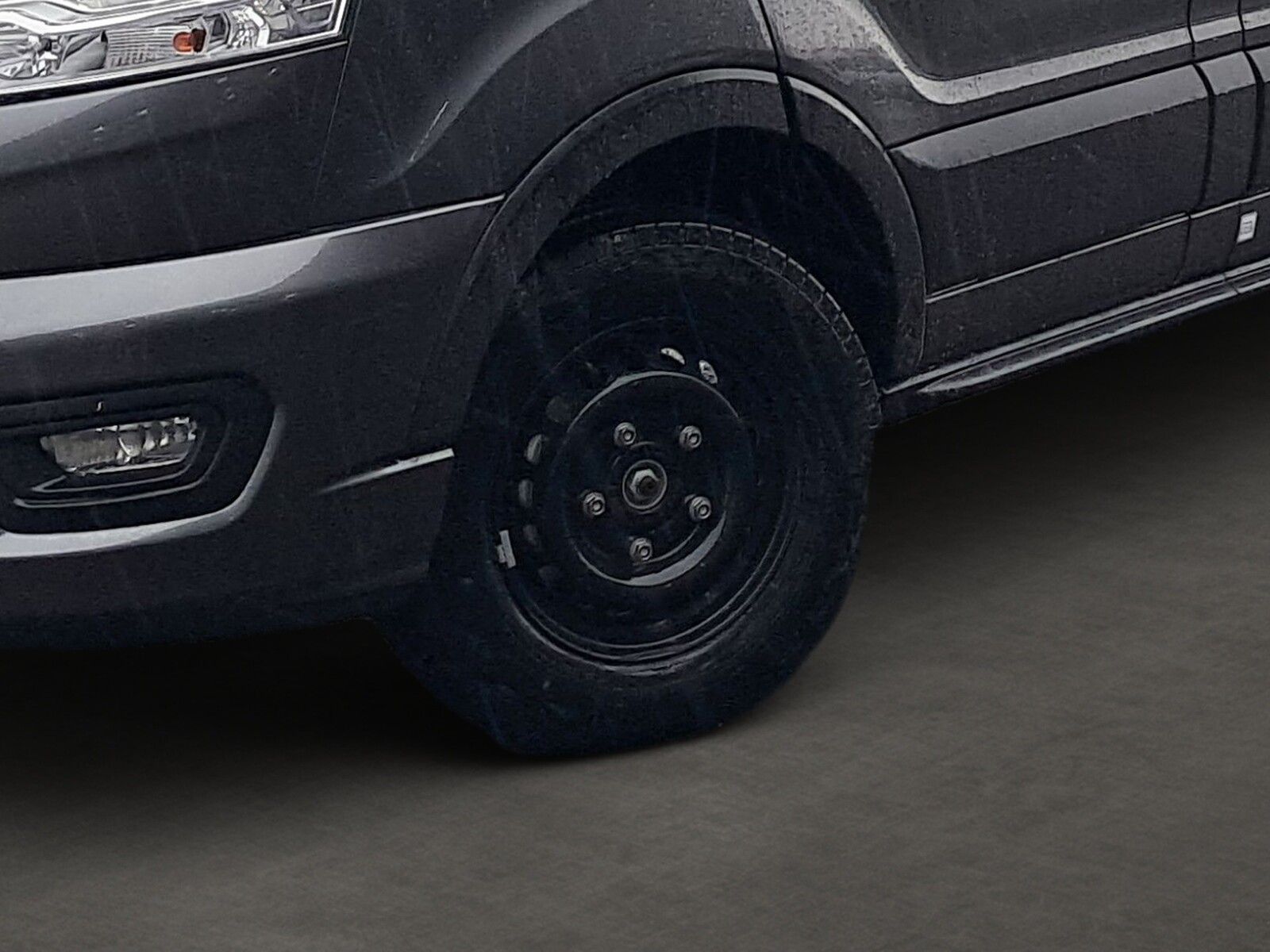 Fahrzeugabbildung Karmann Dexter 4x4 DE 570 AW Klima, RFK, El. Trittstufe