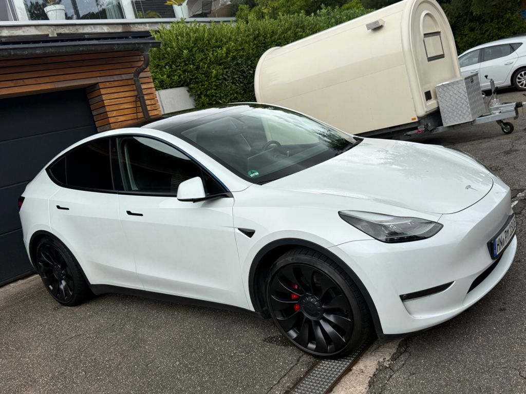 Image of Tesla Model Y