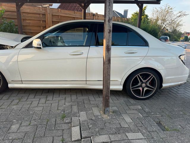 Mercedes-Benz Mercedes Benz 4 matic c 300