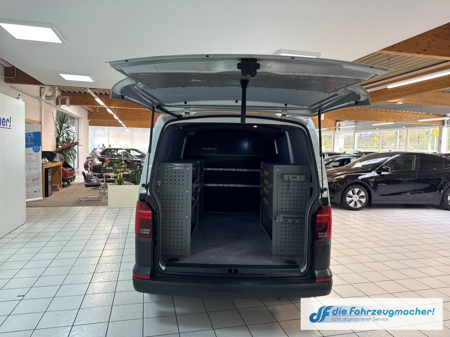 Fahrzeugabbildung Volkswagen Transporter T6.1 Kasten EcoProfi FWD *EXPORT