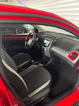 Toyota Aygo (X) 1,0-l-VVT-i x x - Toyota Aygo (X): Von Privat