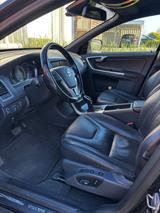 Volvo XC60 D4 Momentum Geartronic Momentum - gebrauchte Volvo XC60 aus dem Jahr 2014