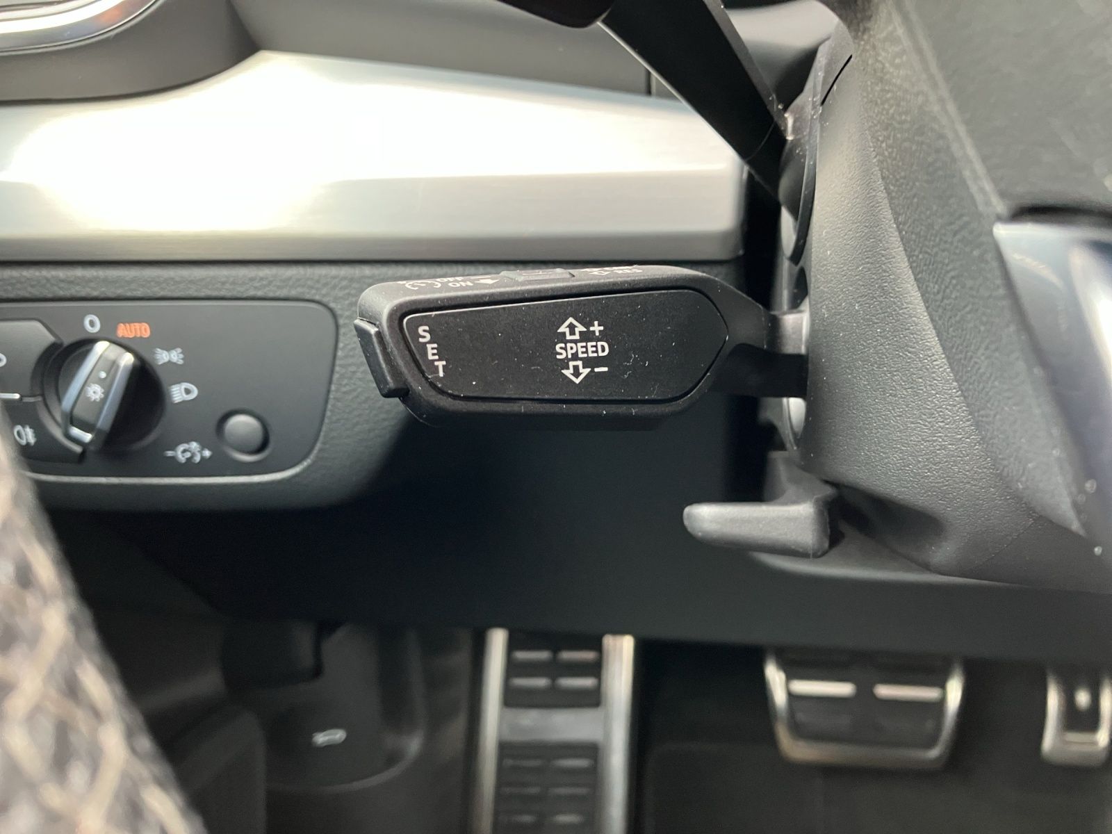 Fahrzeugabbildung Audi Q5 50 TDI quattro S line