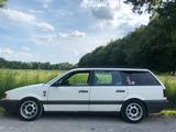 Volkswagen 92er Passat 35i als matter, tiefer Oldscho... - gebrauchte VW Passat aus dem Jahr 1992