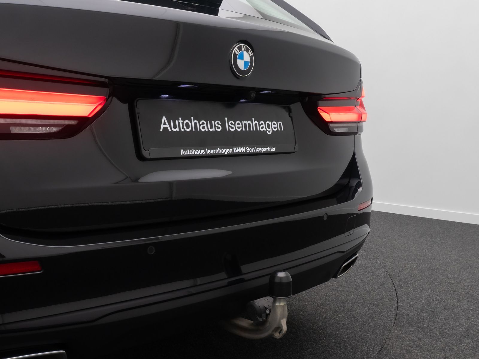 Fahrzeugabbildung BMW 520d xD Sportsitz AHK Alarm DAB Kamera 4xKlima