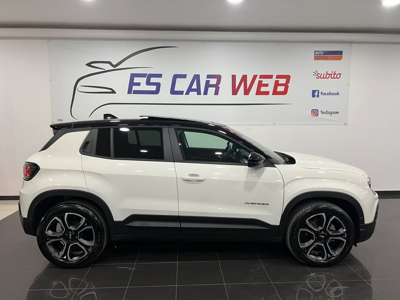 Other JEEP AVENGER 1.2 Turbo E-Hybrid mhev Summit imagem 2