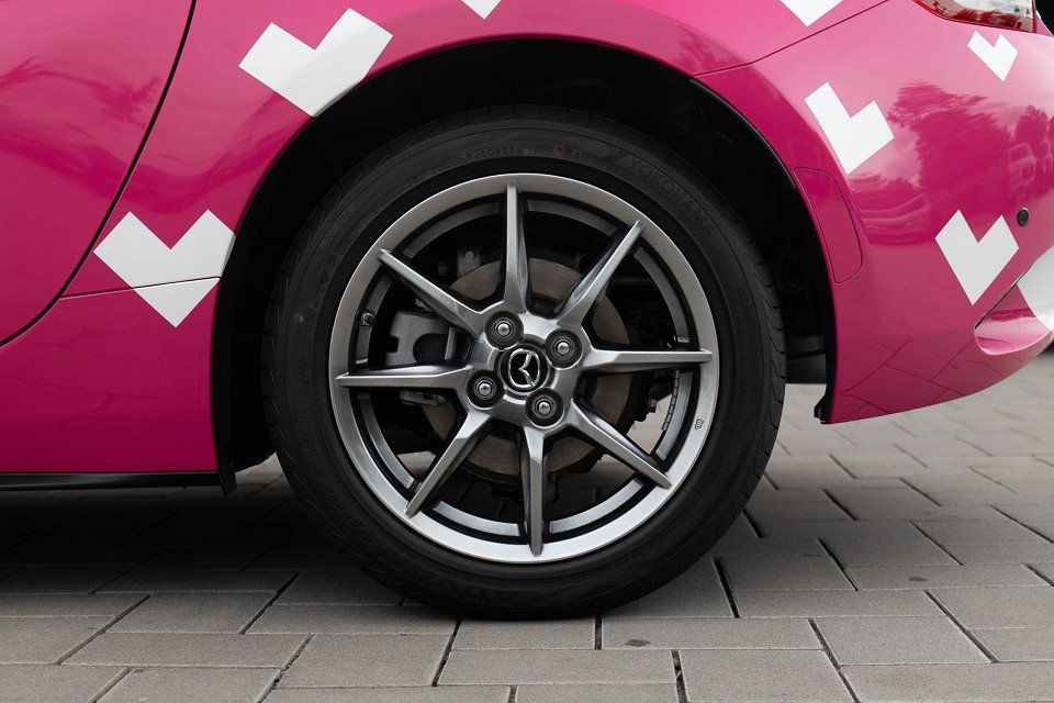 Fahrzeugabbildung Mazda MX-5 1.5i 132PS EXCLUSIVE **Mira Ivancan Edition
