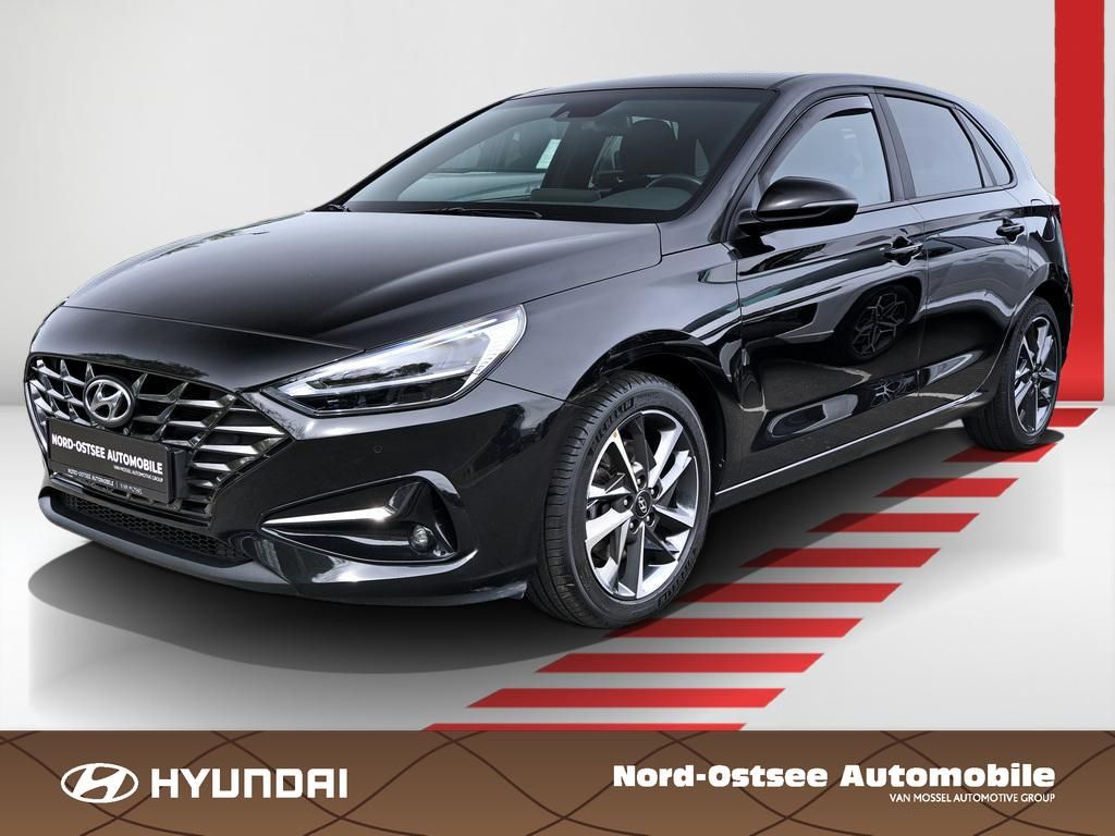 HYUNDAI i30