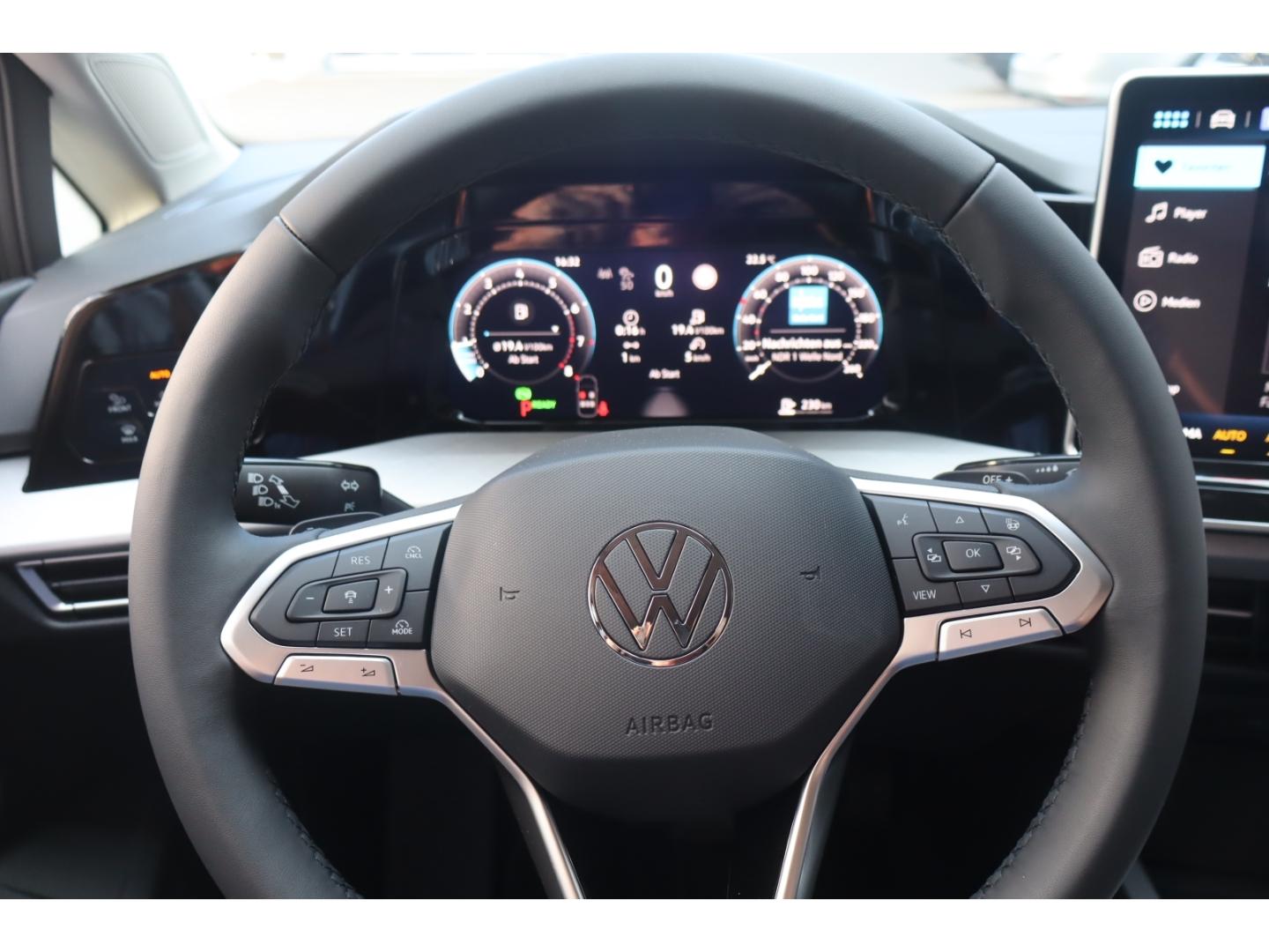 Volkswagen Golf VIII 1.5 eTSI DSG AHK Winterpaket RFK Side, миниатюра 23