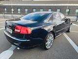 Audi A8 3.0 TDI quattro - Audi A8: Alcantara