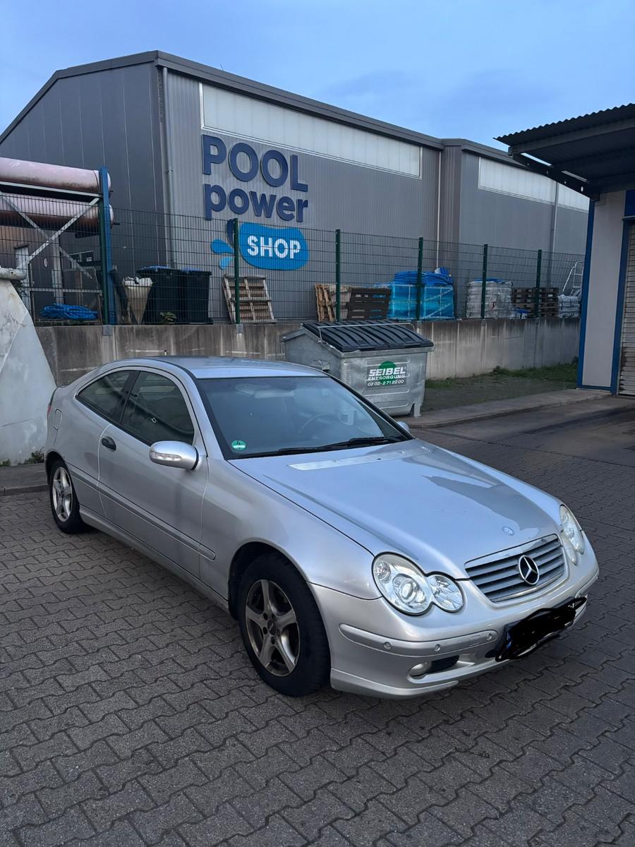 Mercedes-Benz C 180