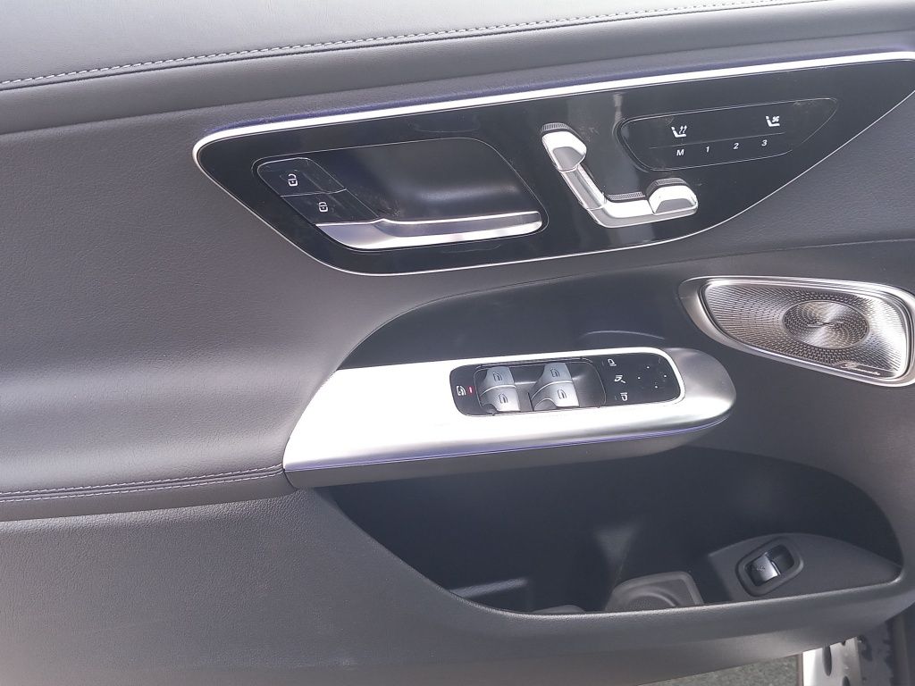 Fahrzeugabbildung Mercedes-Benz GLC 450 d 4M AMG*NIGHT*MEMORY*DISTRON.*PANO*AHK*