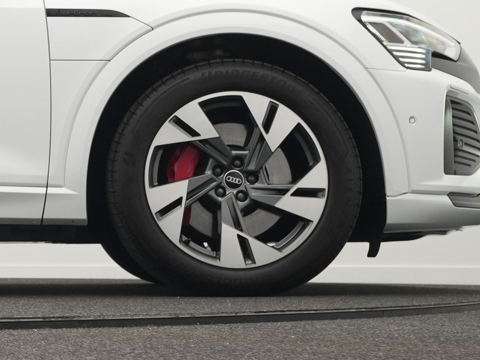 Audi Q8 e-tron - Bild 50