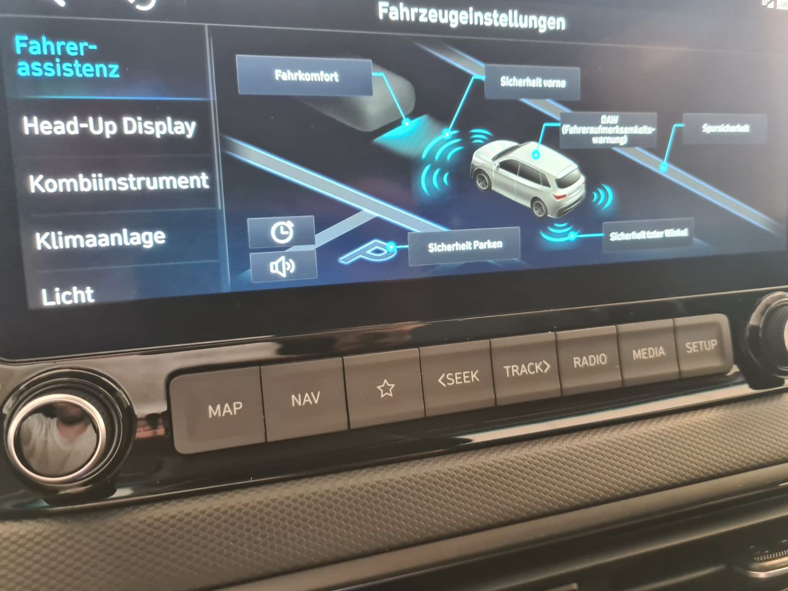 Fahrzeugabbildung Hyundai Kona Prime 2WD / KAMERA / SCHECKHEFT