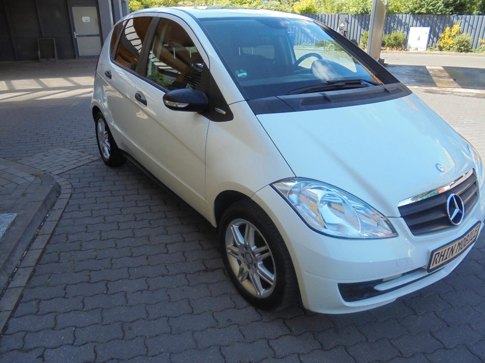 Mercedes-Benz A 170 ELEGANCE Automatic/Pano/SHZ/
