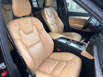 Volvo XC90 - 12