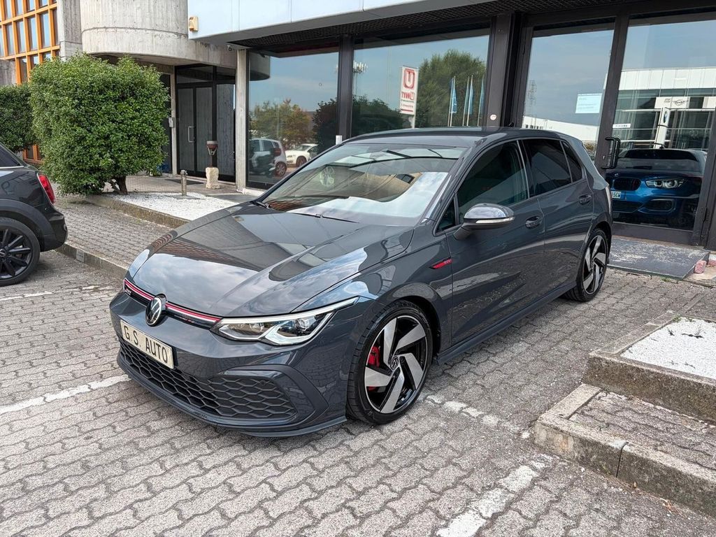 Image of Volkswagen Golf