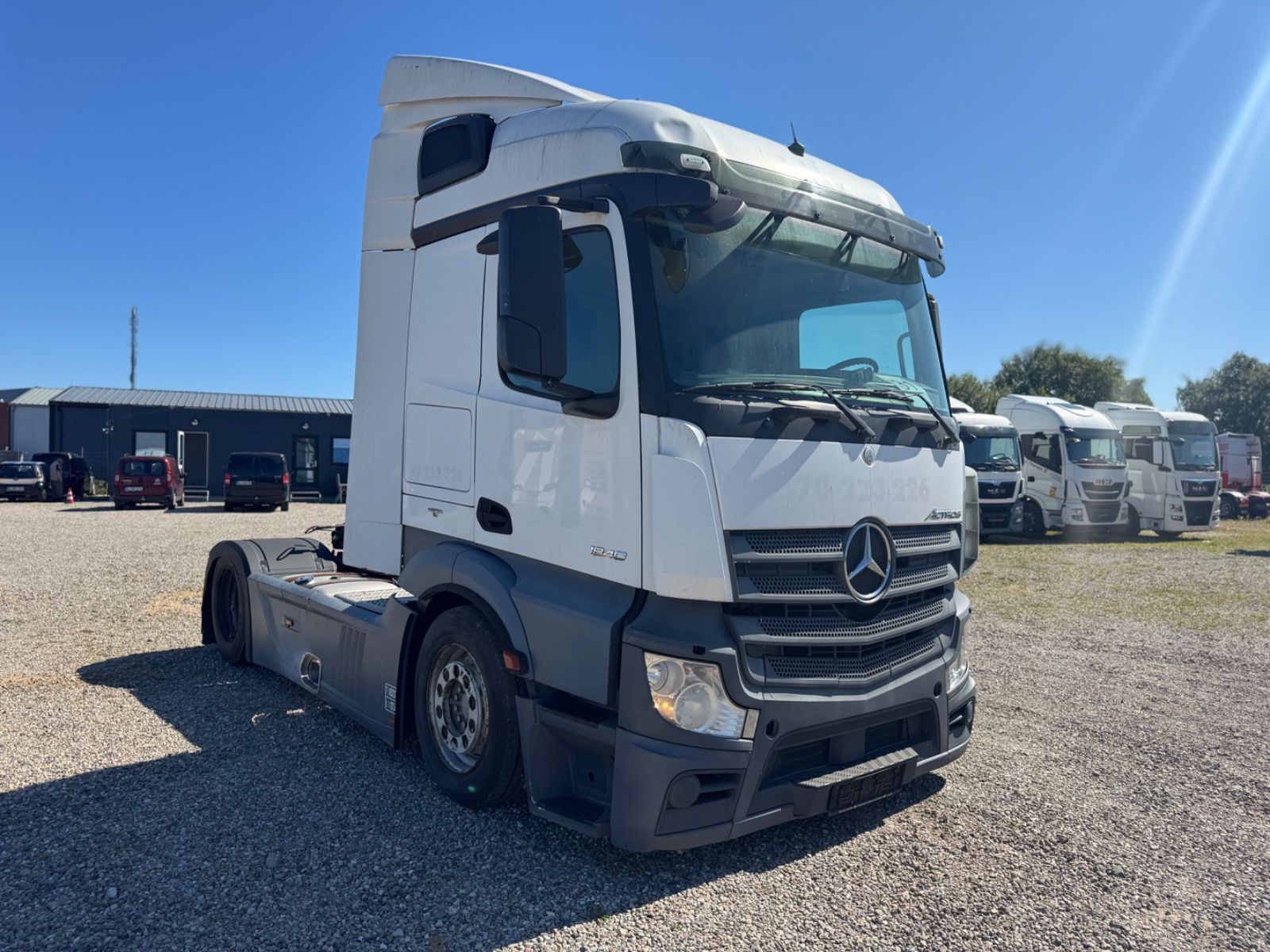 Fahrzeugabbildung Mercedes-Benz Actros 1840