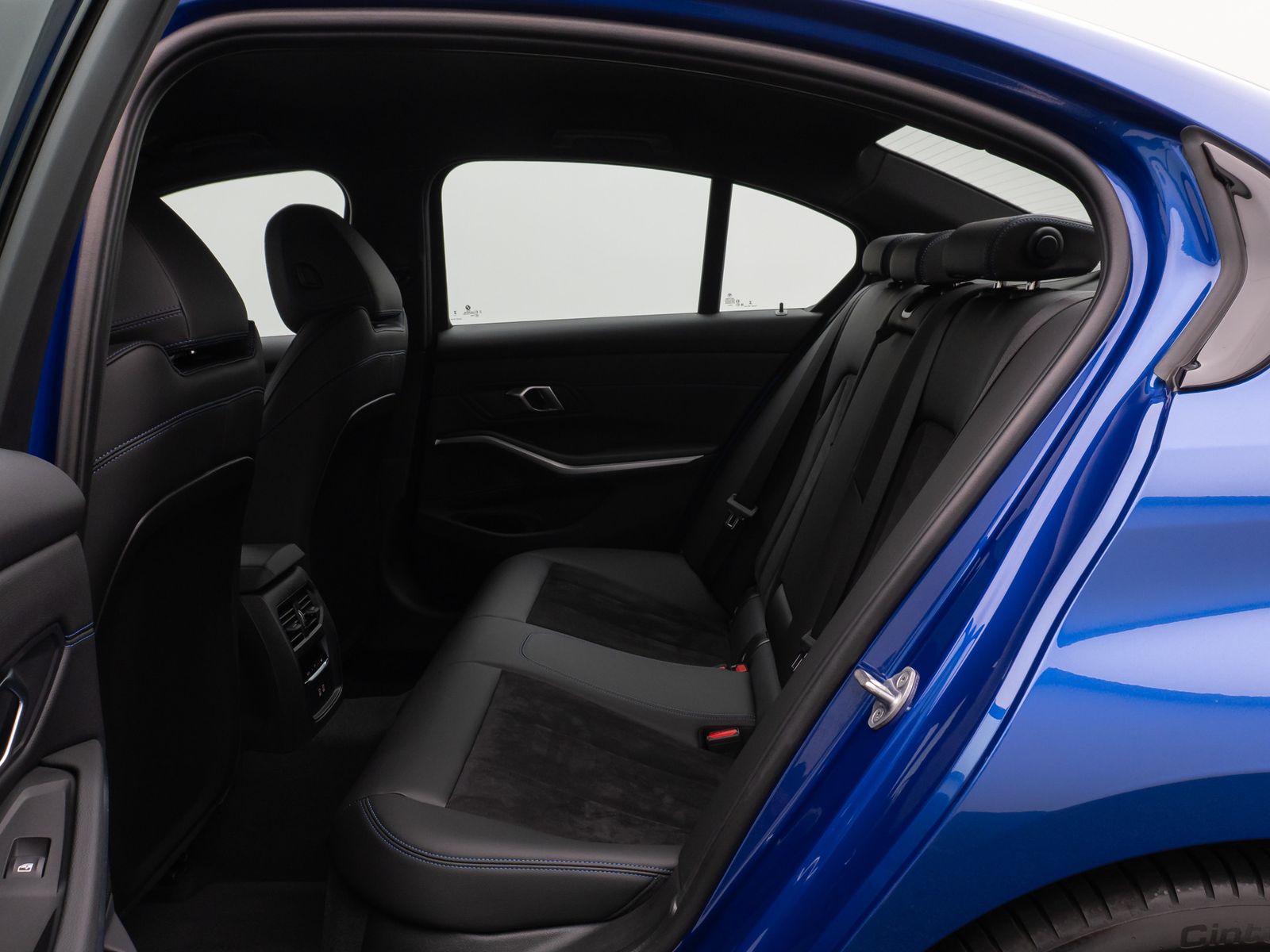 Fahrzeugabbildung BMW 318d M Sport Kamera DAB Parkassistent 18Zoll