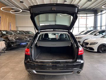 Audi A4 Avant quattro S-LINE*ALCANTARA*NAVI*PDC*MFLK*