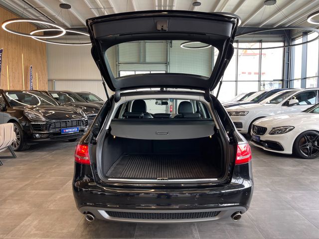 Audi A4 Avant quattro S-LINE*ALCANTARA*NAVI*PDC*MFLK*